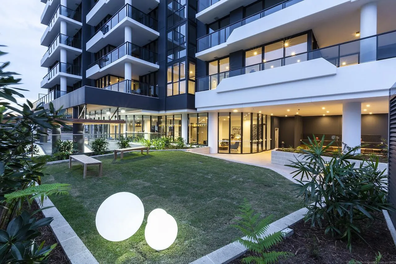Boardwalk Burleigh Beach - Official Gold Coast Hotel apartamentowy